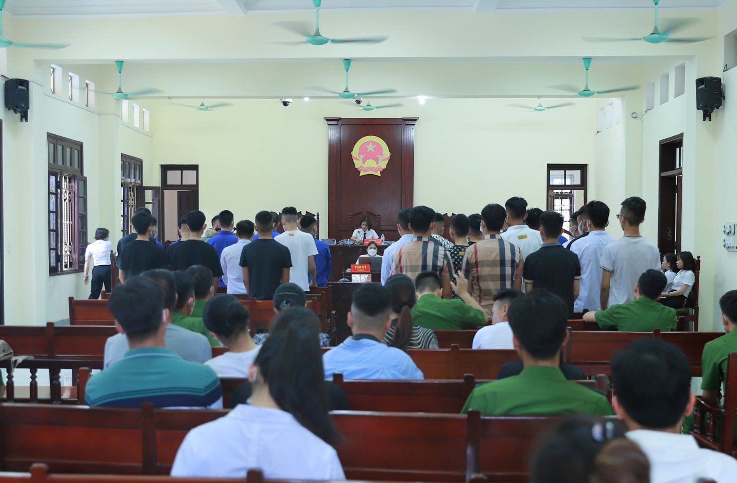 Bộ Chính trị ban hành Quy định về phòng chống tham nhũng, tiêu cực trong điều tra, xét xử